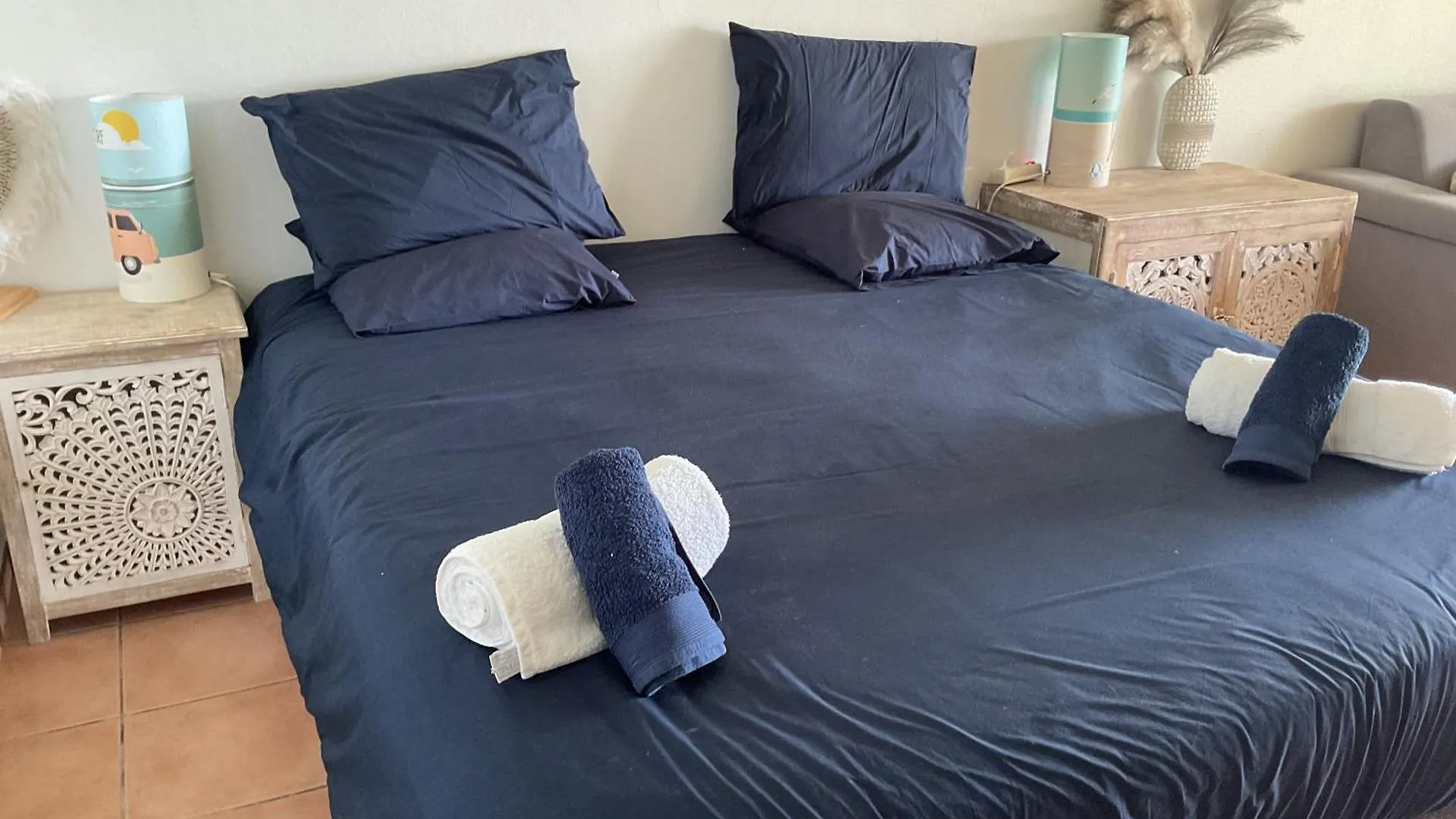 MARTIAL TROPIQUES Appartement refait à neuf vue mer Pierre&vacances Sainte-Anne  Guadeloupe